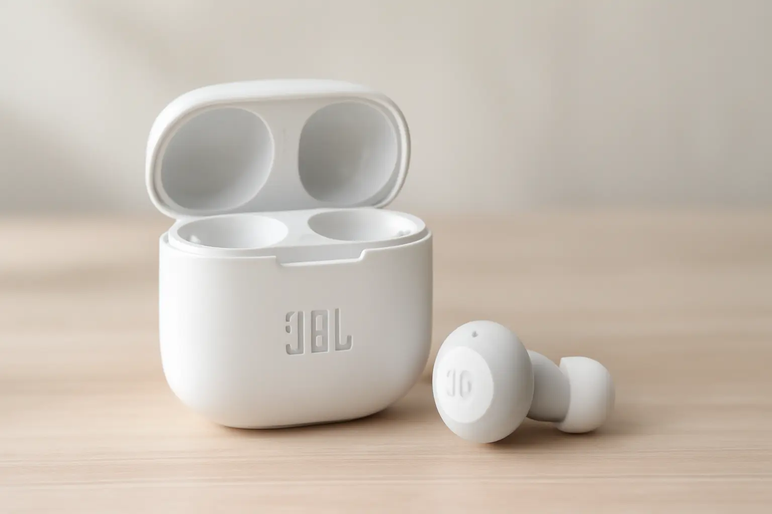 Fone Bluetooth JBLTBUDS2WHTBR: Desempenho e Conforto Sem Fios