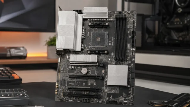 MSI B550M ou B850-P: reaproveitar AM4 ou migrar para AM5?