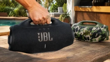 JBL Boombox 4: quando potência, bateria e resistência pesam na escolha