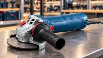 Bosch GWS 700 de 710 W ou 1200 W: o corte define a potência