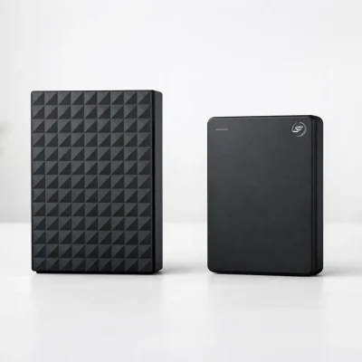 Seagate Expansion 1TB vs Seagate Portable 1TB: simplicidade ou resgate?