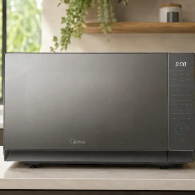 Micro-ondas 35L, 31L ou 20L: o tamanho da cozinha define a escolha